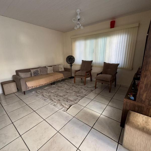Casa para 9 Pessoas 90m do mar de Bombas