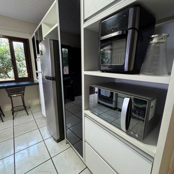 Casa para 9 Pessoas 90m do mar de Bombas - Foto 4