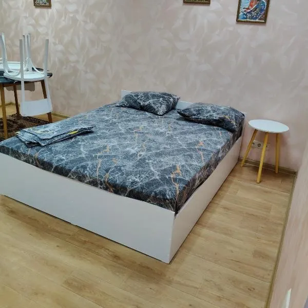 2С Двокімнатна район Сіті - центру, hotel en Mykolaiv