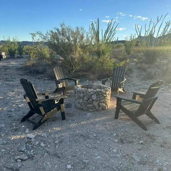 SaguaroGlamp, hotel in Marana