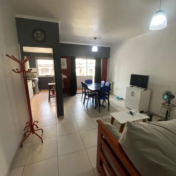 Tarifa similar de 2 a 4 noches - Promo semanal y por 25 días - Céntrico, moderno, hotell sihtkohas La Plata