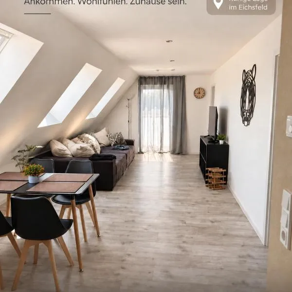 CLUBHAUS 6 - Dachwohnung mit 2 Schlafzimmern, Balkon & Netflix, hotel en Worbis