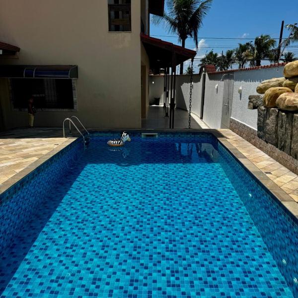 Linda Casa Com piscina para até 15 pessoas