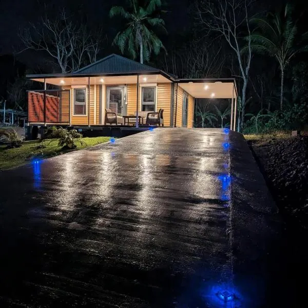 Maloma Air-conditioned Bungalow - WiFi - Pool access!、Muaのホテル