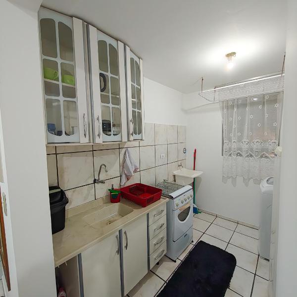 Apartamento confortável com estacionamento - Foto 3
