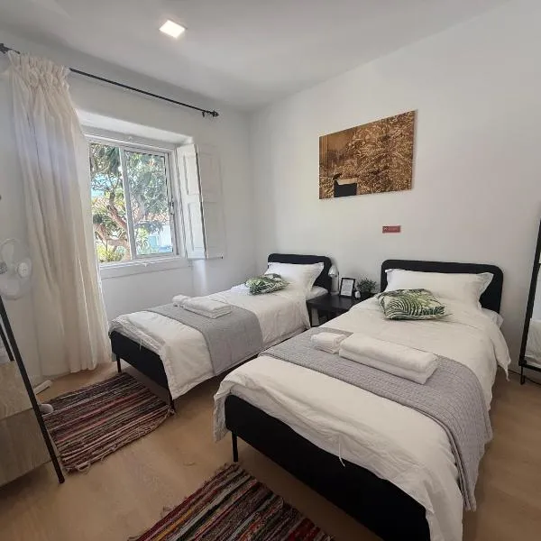Orange Tree Private Home, מלון בסנטארם
