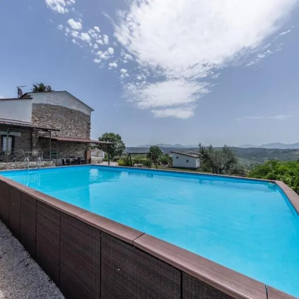 Villa Paradiso - Irpinia, hotel in Gesualdo