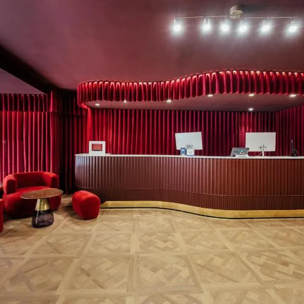 Hotel Cetina Murcia، فندق في مورسية
