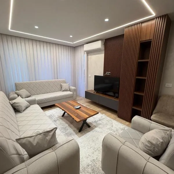 Skyline Apartment 4, hotel en Peje