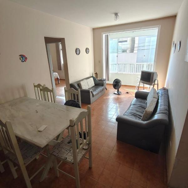 Family apartment 3 bedrooms 2 streets from Morro Beach