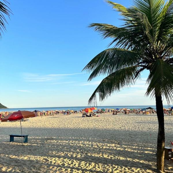 Canto do Forte, Próx. á Praia, Churrasqueira, Ar-cond, Wi-fi ,Vaga de Garagem, Acomoda até 5 pessoas