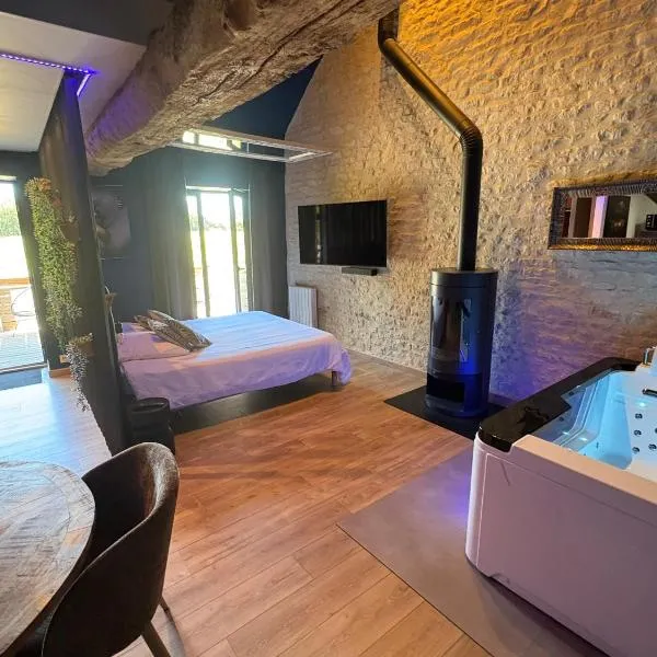 LoveRoom-Caen-Bayeux-LesSecretsdeCamilly, hotel i Le Fresne-Camilly
