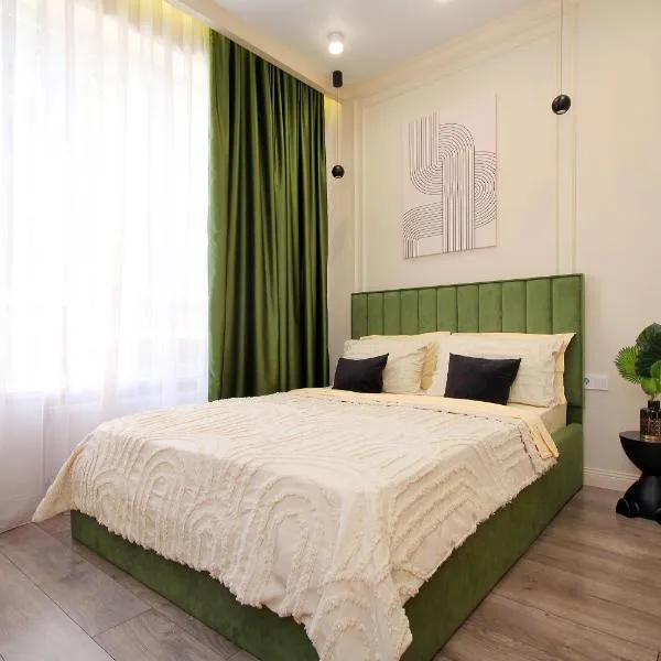 Central Light Apartment, hotel din Almatî
