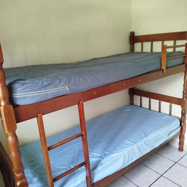 Casa e piscina na praia acomoda 8 pessoas - Foto 2