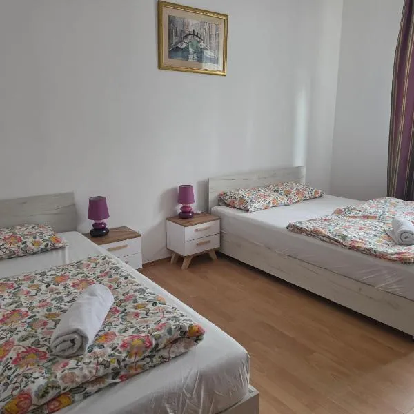 Zielony Zakątek, hotel Rząskában