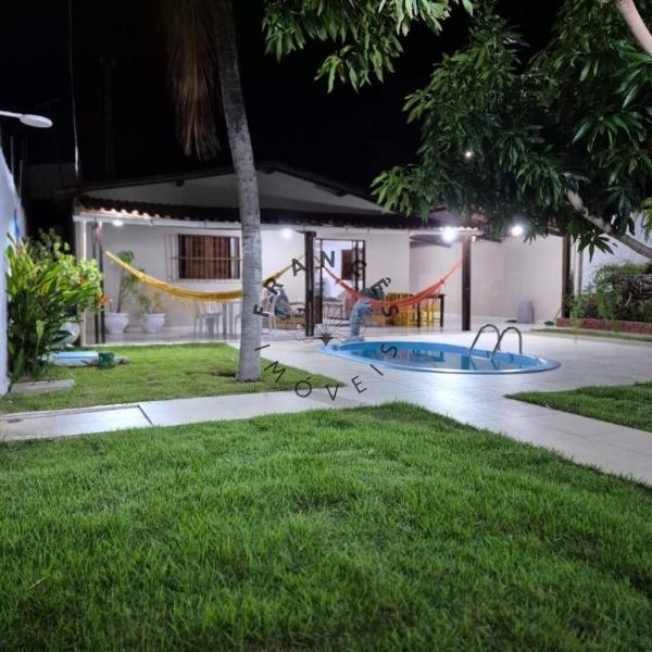 Refúgio com Piscina e Lazer Completo na Praia