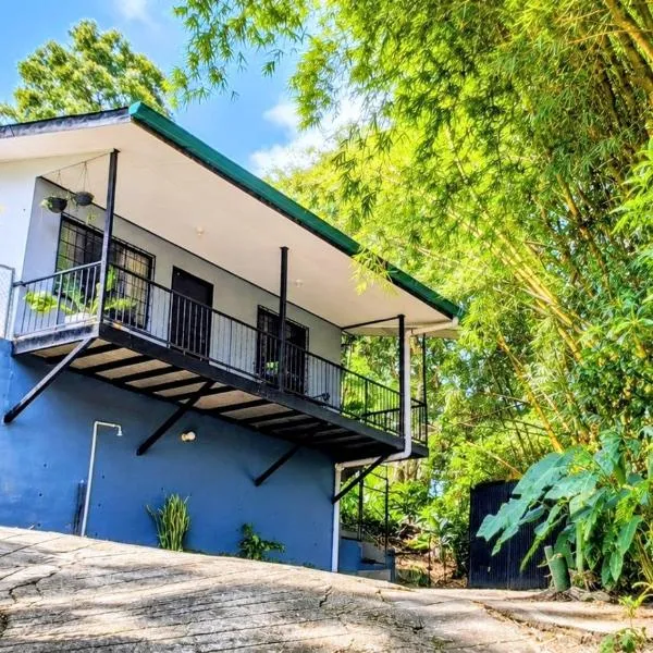 Casa Emma Quepos, hotel a Quepos