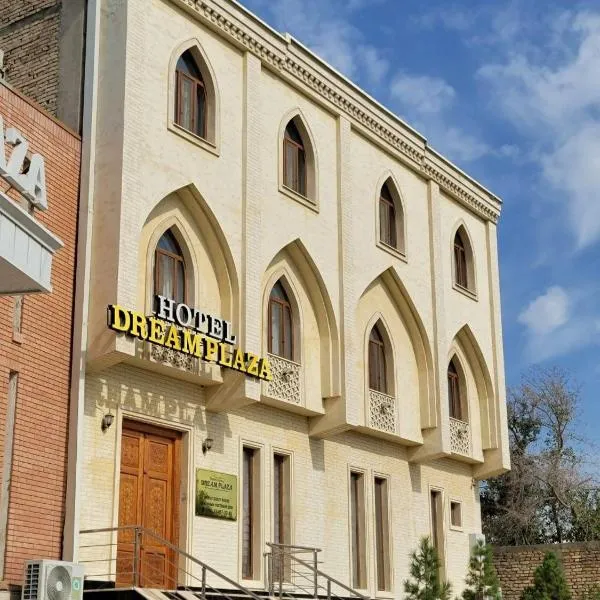 Dream PLAZA، فندق في بوكسورو