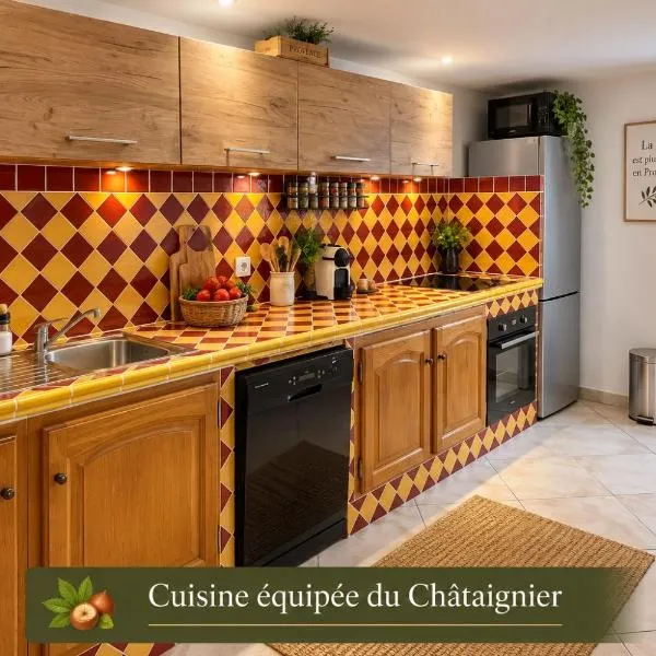 CASA TAO châtaignier 3 pièces garage à moto, khách sạn ở Riez