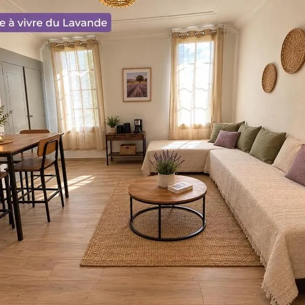 CASA TAO 2 pièces lavandes garage à moto, ξενοδοχείο σε Riez