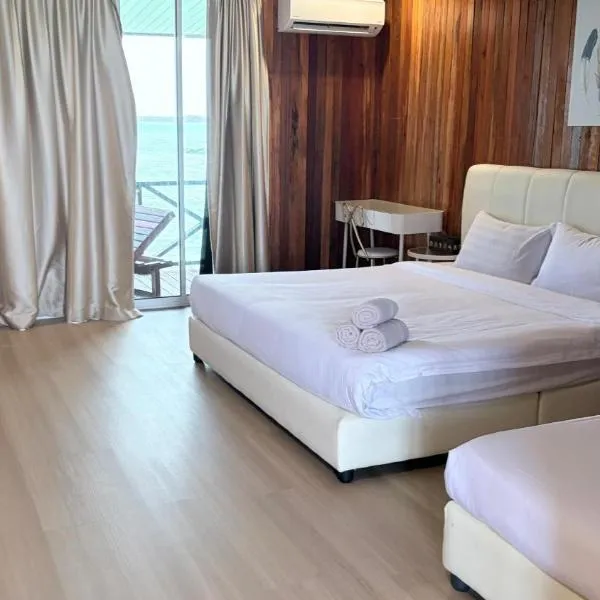 Sea Plus Water Challet, Hotel in Semporna