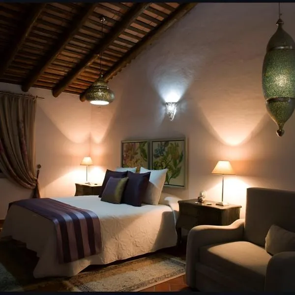 Casa Rural La Suite Cartojal, hotel i Constantina