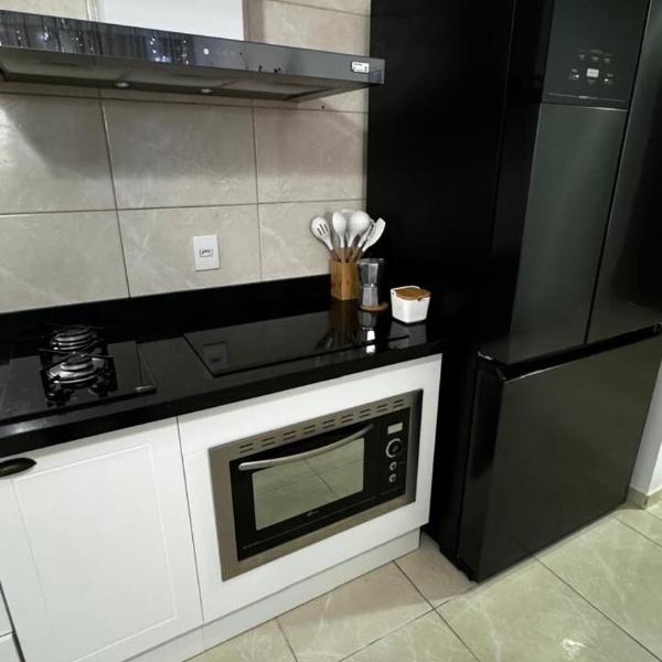 Casa ampla, confortável e muito aconchegante - Foto 4