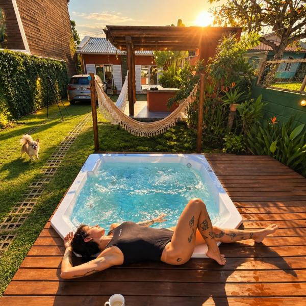 Casa brasileira frente mar com SPA e estacionamento