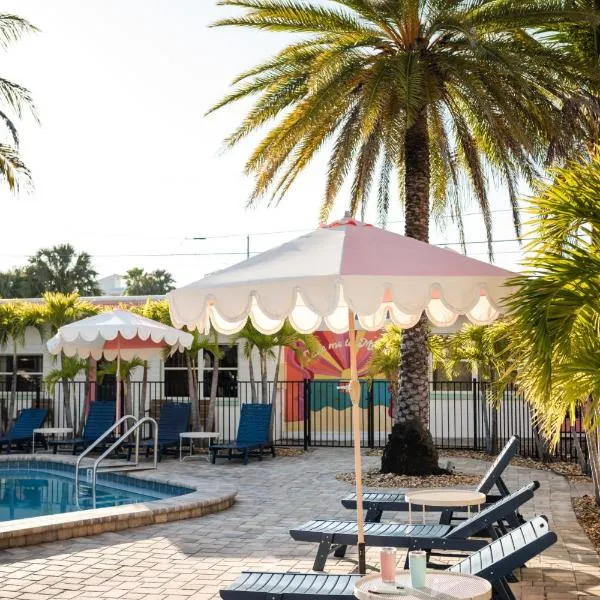 Monaco Vacation Rentals, hotel v mestu Clearwater Beach