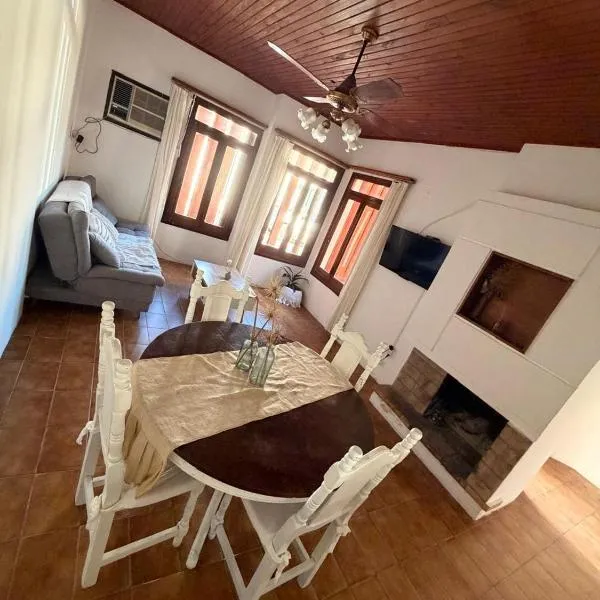 Casa Nogoyá CON GARAJE, viešbutis mieste Nogoyá