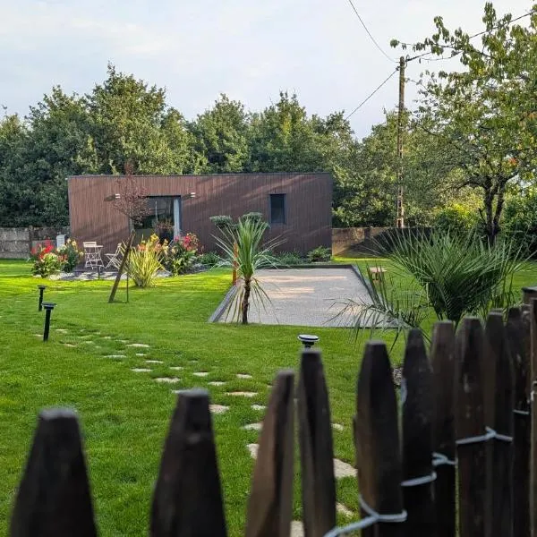 Chez Lilie - Lodge avec piscine et bain nordique, hotel en Le Sel