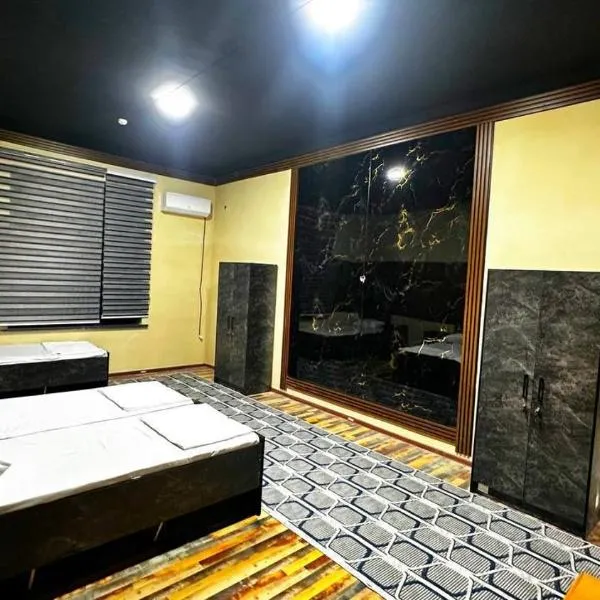 Asmohostel, hotel sa Baynalminal