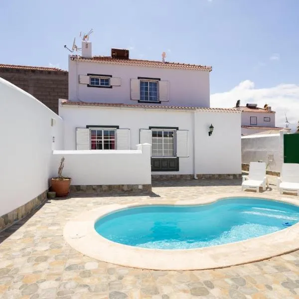 Abades Private Pool By Sunkeyrents, hotel sa Abades