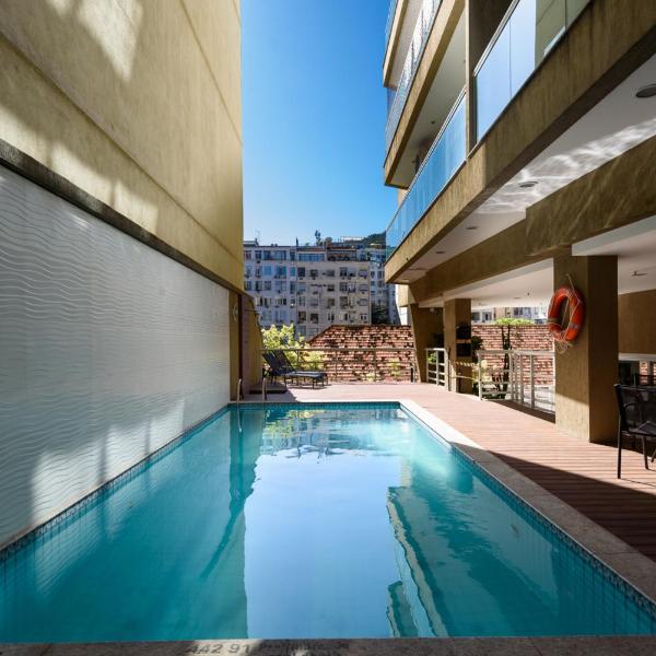 Apart-hotel em Ipanema com piscina e lazer!