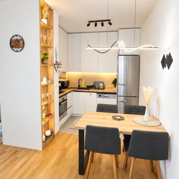 Stan na dan Lukavica, hotell i Lukavica