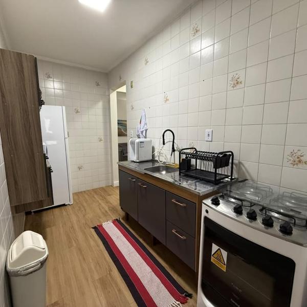 Apartamento para 6 Pessoas com 1 Vaga a 100m da Praia - Foto 4