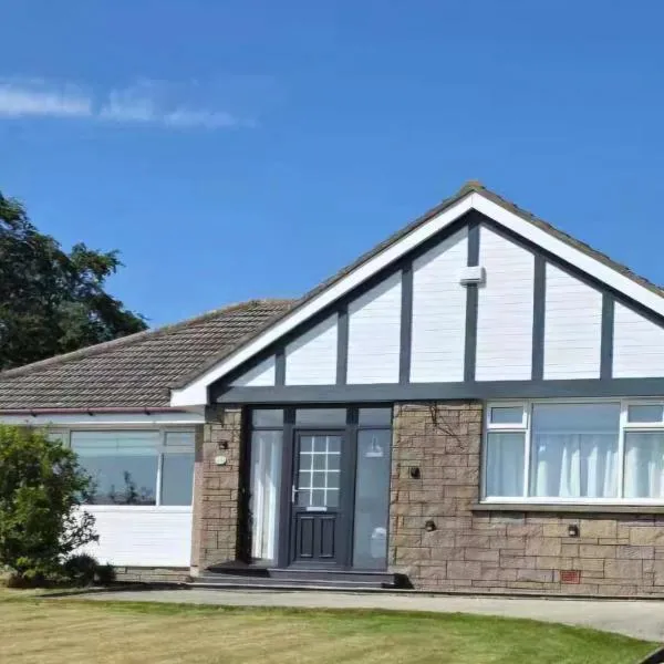 Beautiful 3 beds bungalow on west edge of Aberdeen – hotel w Aberdeen
