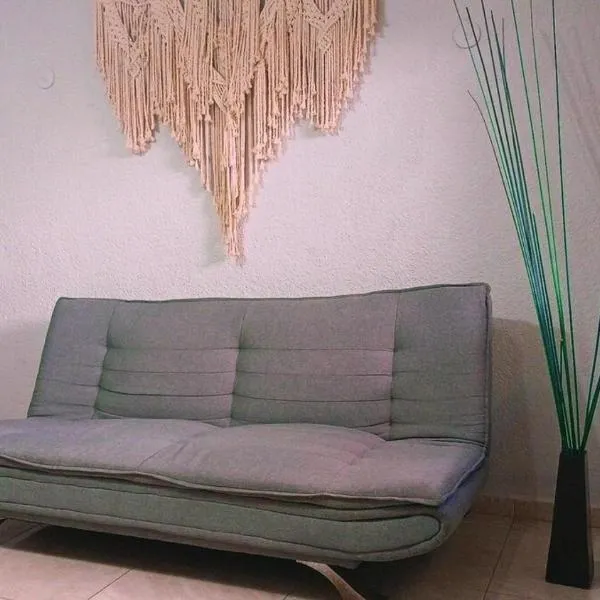 Authentic villa near 5th Avenue, hotel in Playa del Carmen