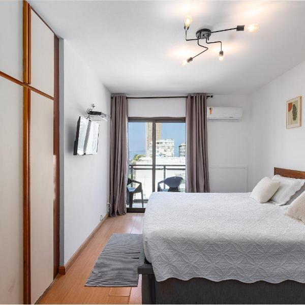 (902-B) Studio com Varanda e Vista Dois Irmãos