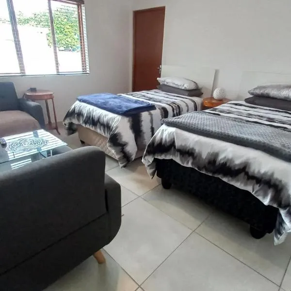 Sintha guest house, Hotel in Kraaifontein