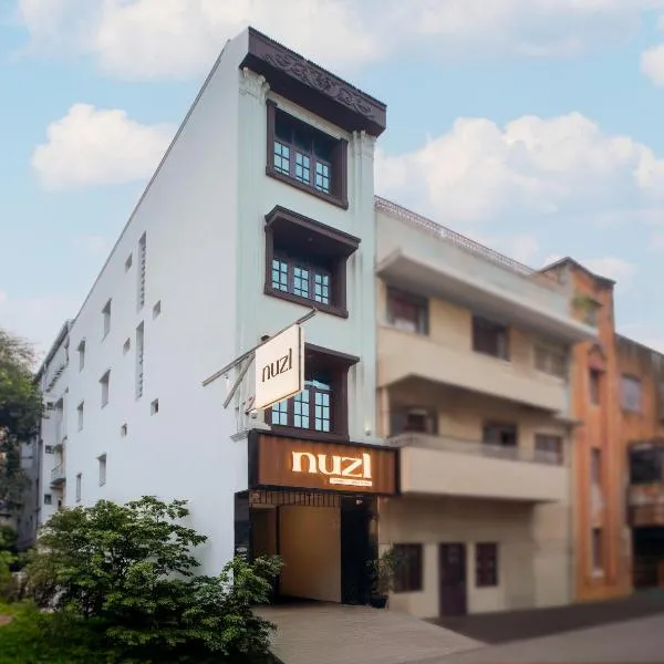 Nuzl - Hotel City Centre, viešbutis Čenajuje