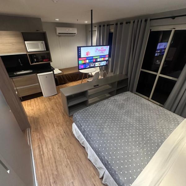 Magnifico Flat na Barra da Tijuca 704, com Linda Piscina, Academia, Balsa para Praia, Microondas, Frigobar, Tv Smart, Varanda e Mesa para Trabalho - Foto 5