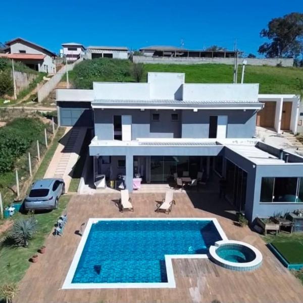 Chácara da Nena vista linda Wi-Fi piscina