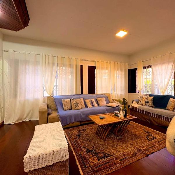 Casa 5 dormitórios 150m da praia | Bombas - Foto 2