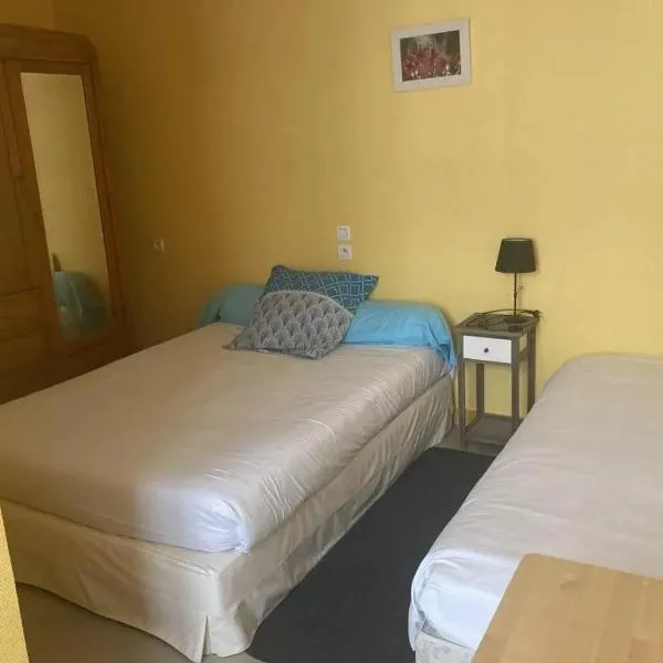 방돔에 위치한 호텔 Hôtel le Bouf Tard