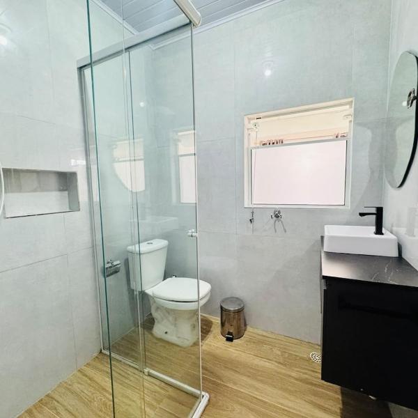 Casa para 29 pessoas na Praia de Bombas - Foto 3