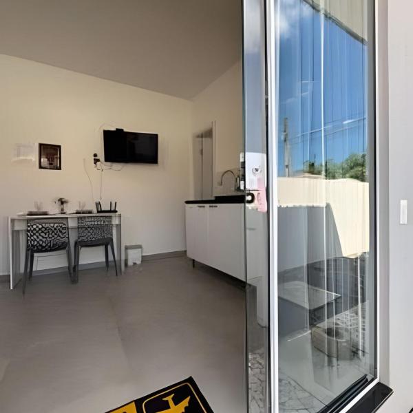 Studio térreo completo com estacionamento - Foto 5