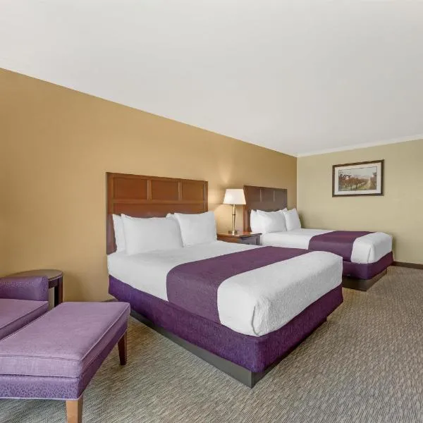 Best Western Plus Grapevine Inn、Sunnysideのホテル