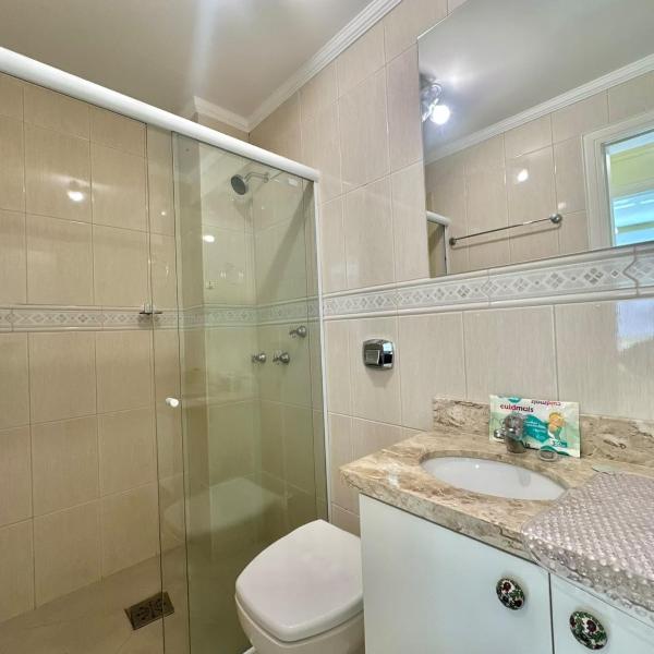 Apartamento em Residencial com Piscina Térmica Próximo ao Mar - Foto 3