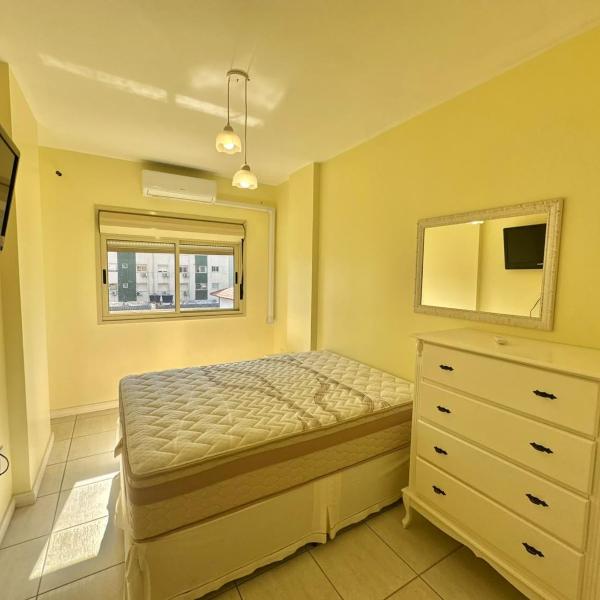 Apartamento em Residencial com Piscina Térmica Próximo ao Mar - Foto 2